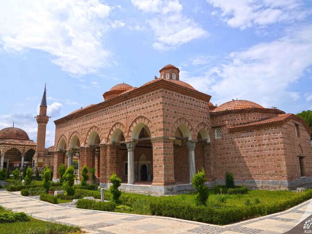 İstanbul Çıkışlı Otobüslü Marmara`nın Tarihi Başkentleri Turu (4 Gece Konaklama) (Kazdağları Jeep Safari ve Ayvalık Tekne Turu)