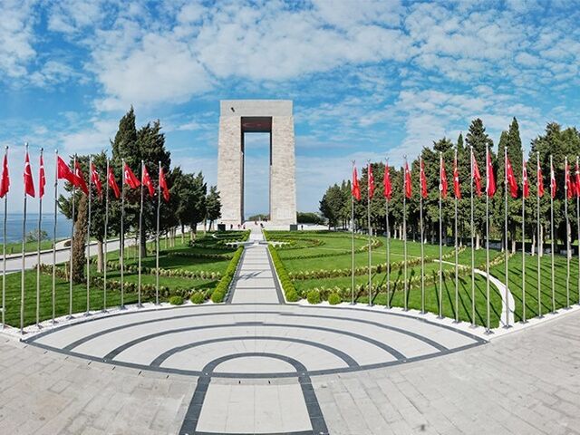 İstanbul Çıkışlı Otobüslü Marmara`nın Tarihi Başkentleri Turu (4 Gece Konaklama) (Kazdağları Jeep Safari ve Ayvalık Tekne Turu)