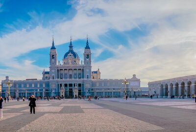 MEGA PORTEKİZ & ENDULUS & ISPANYA TURU Türk Hava Yolları ile 7 gece