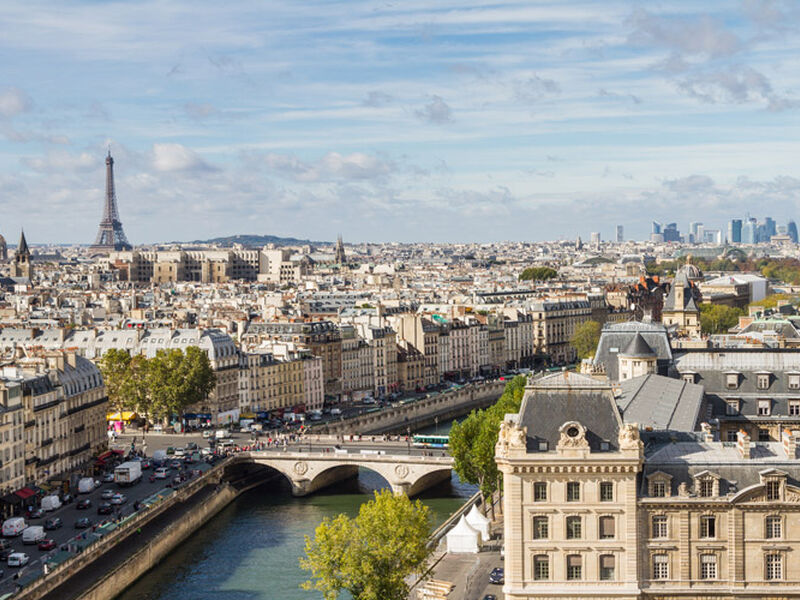 Paris & Disneyland Serüveni Turu Türk Hava Yolları ile 3 Gece (CDG-CDG)