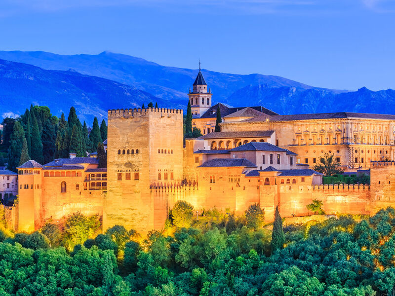 Comfort İspanya & Endülüs Turu Türk Hava Yolları ile 7 Gece Ekstra Turlar Dahil 2026 Dönemi BCN-MAD