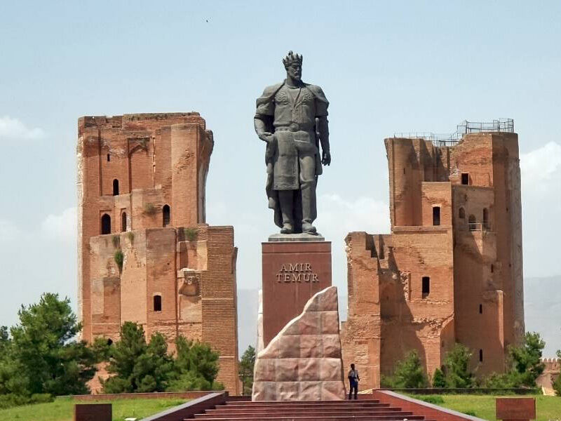 Vizesiz Orta Asya Turu 8 Gece 9 Gün THY İle (SKD - YSA)