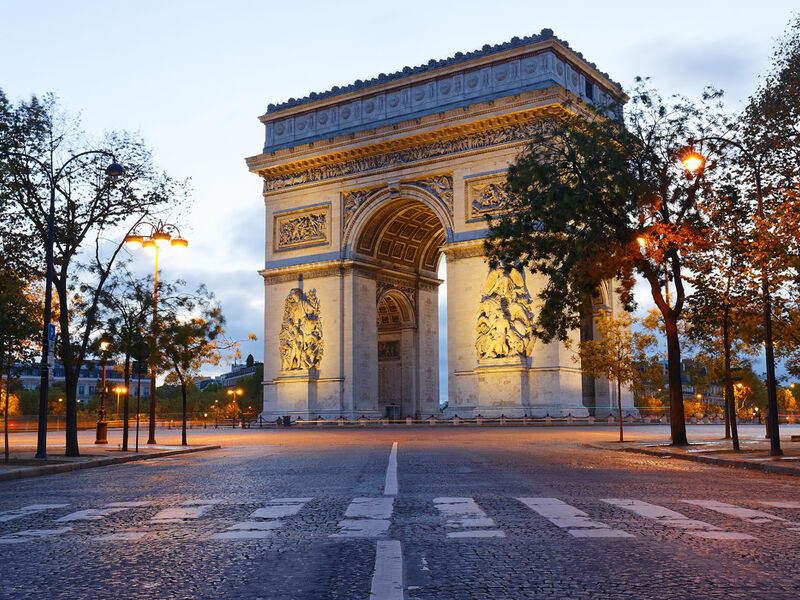 Comfort Benelüx - Paris - Alsace Turu Pegasus Hava Yolları ile 6 Gece Ekstra Turlar Dahil AMS-BSL