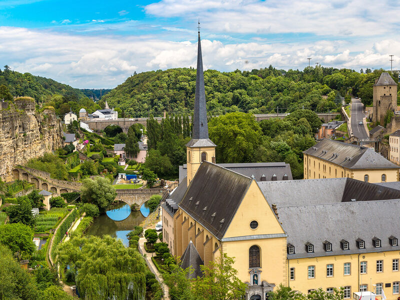 Comfort Benelüx - Paris - Alsace Turu Pegasus Hava Yolları ile 6 Gece Ekstra Turlar Dahil AMS-BSL