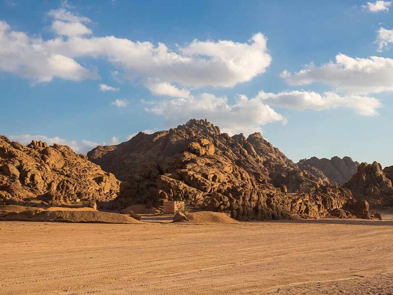 Baştanbaşa Mısır Masalı (Hurghada – Kahire – Sharm) 8 Gece – 9 Gün (7 Gece Otel Konaklaması)