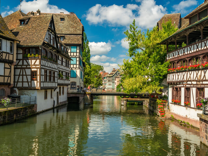 Ankara`dan Direkt Hareket Görkemli Rüya Üçgeni Almanya - Fransa - İsviçre 3 Gece - SunExpress ile 20 Ocak Hareket (Sömestr Özel) AT1014
