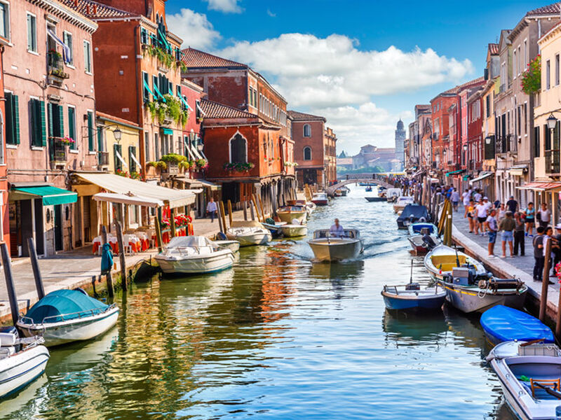 İtalya Serüveni İzmir Kalkışlı Corendon Hava Yolları ile 7 Gece NAP - BGY