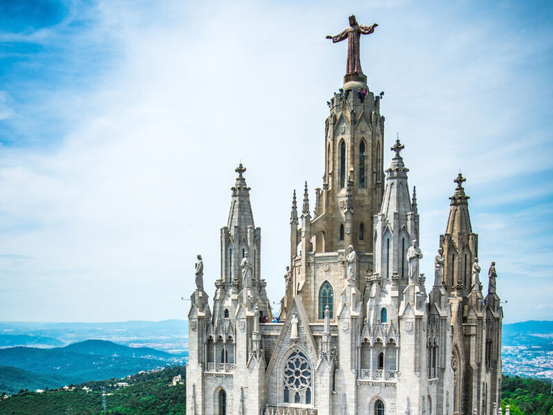 Görkemli İspanya ve Endülüs Şehirleri 7 Gece - THY ile 24 Mayıs (Kurban Bayramı Özel) (BCN-MAD) AT1138
