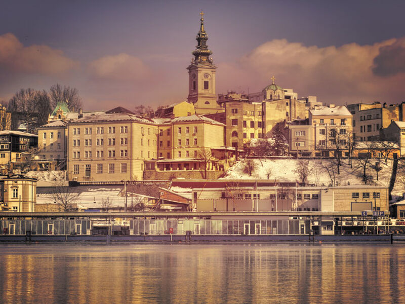 Vizesiz İzmir Hareketli Uçaklı Balkan Masalı Turu (Ekstra Turlar Dahil) 7 Gece Belgrad Gidiş Dönüş 5 Ülke