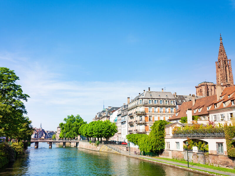 Görkemli Rüya Üçgeni Almanya - Fransa - İsviçre 3 Gece - THY ile 26 Mayıs Hareket (Kurban Bayramı Özel) AT1187
