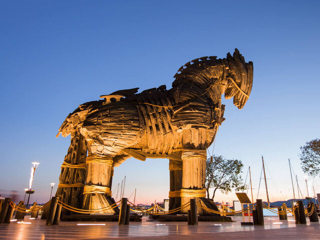 İstanbul Çıkışlı Otobüslü Kuzey Ege Turu (Foça ve Ayvalık Tekne Turu ile) 4 Gece Konaklamalı