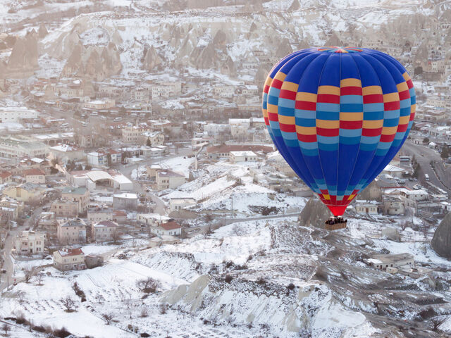 Uçaklı İzmir Çıkışlı Kapadokya Turu 2 Gece 3 Gün