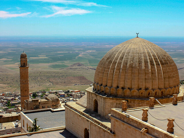 İzmir  Çıkışlı Otobüslü Gap, Kemaliye, Divriği Turu (5 Gece Konaklamalı)