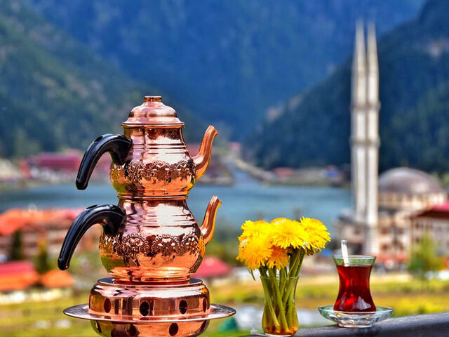 Ankara Çıkışlı Uçaklı Karadeniz Batum Tiflis Van Havzası Turu (6 Gece Konaklama)