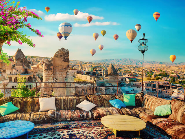 Uçaklı İzmir Çıkışlı Kapadokya Turu 2 Gece 3 Gün