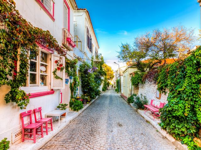 İstanbul Çıkışlı Otobüslü Kuzey Ege Turu (Foça ve Ayvalık Tekne Turu ile) 4 Gece Konaklamalı