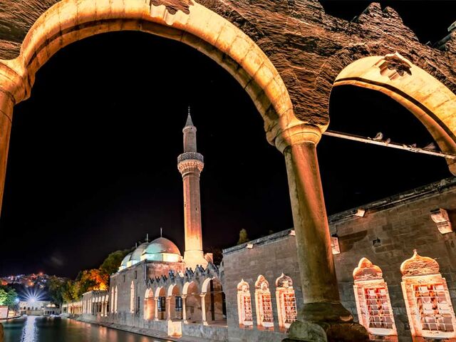 İstanbul Çıkışlı Otobüslü Gap, Kemaliye, Divriği Turu (5 Gece Konaklamalı)