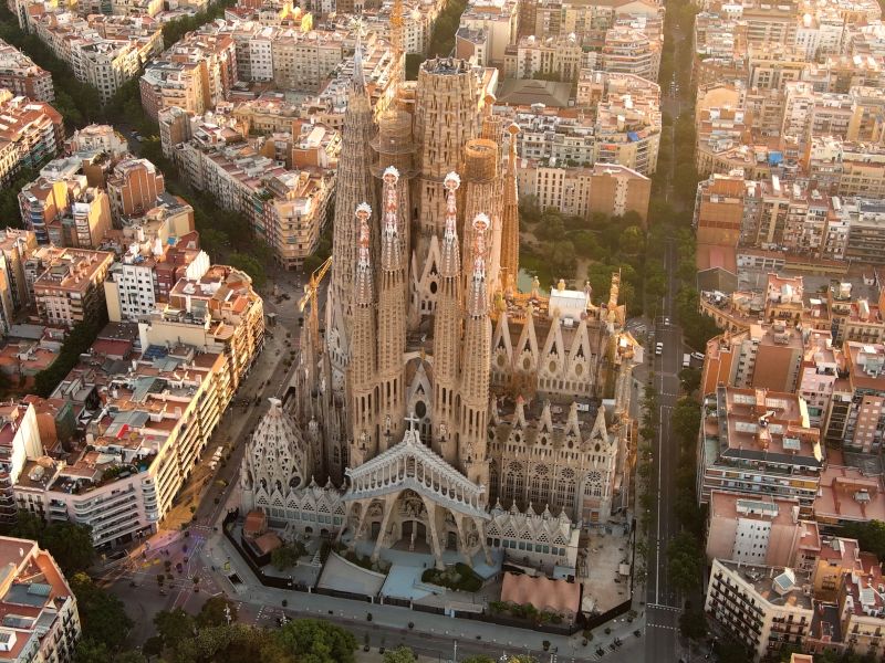 MEGA PORTEKİZ & ENDÜLÜS & İSPANYA Pegasus Havayolları ile 7 gece