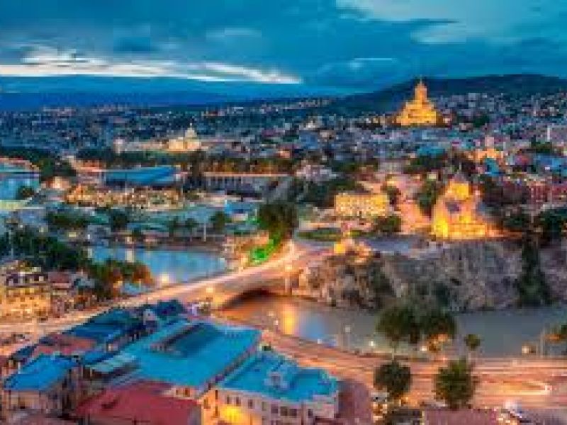  AJet Hava Yolları ile İstanbul Çıkışlı Kafkasya İncisi: Prestij Tiflis Turu (399)